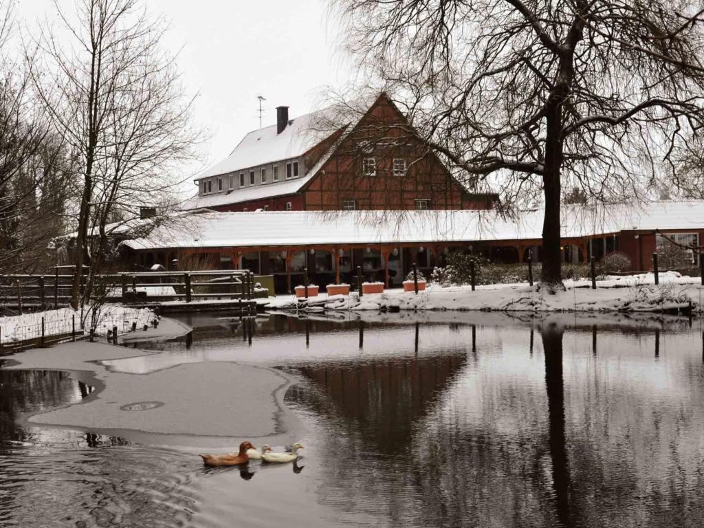 Hotel Weinschanke Rohdental Хессиш-Ольдендорф Экстерьер фото