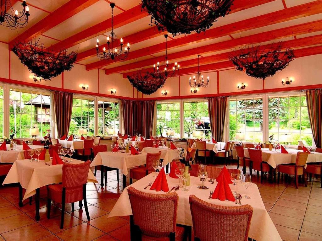 Hotel Weinschanke Rohdental Хессиш-Ольдендорф Экстерьер фото